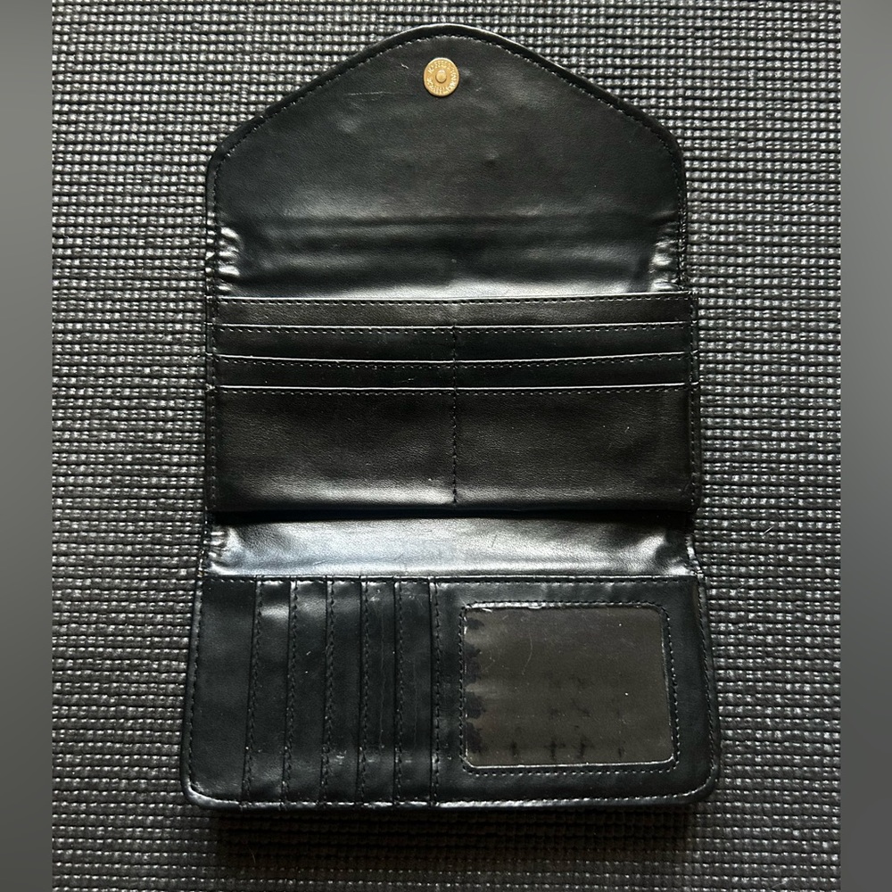 Wallet/Clutch - Picture 2 of 4